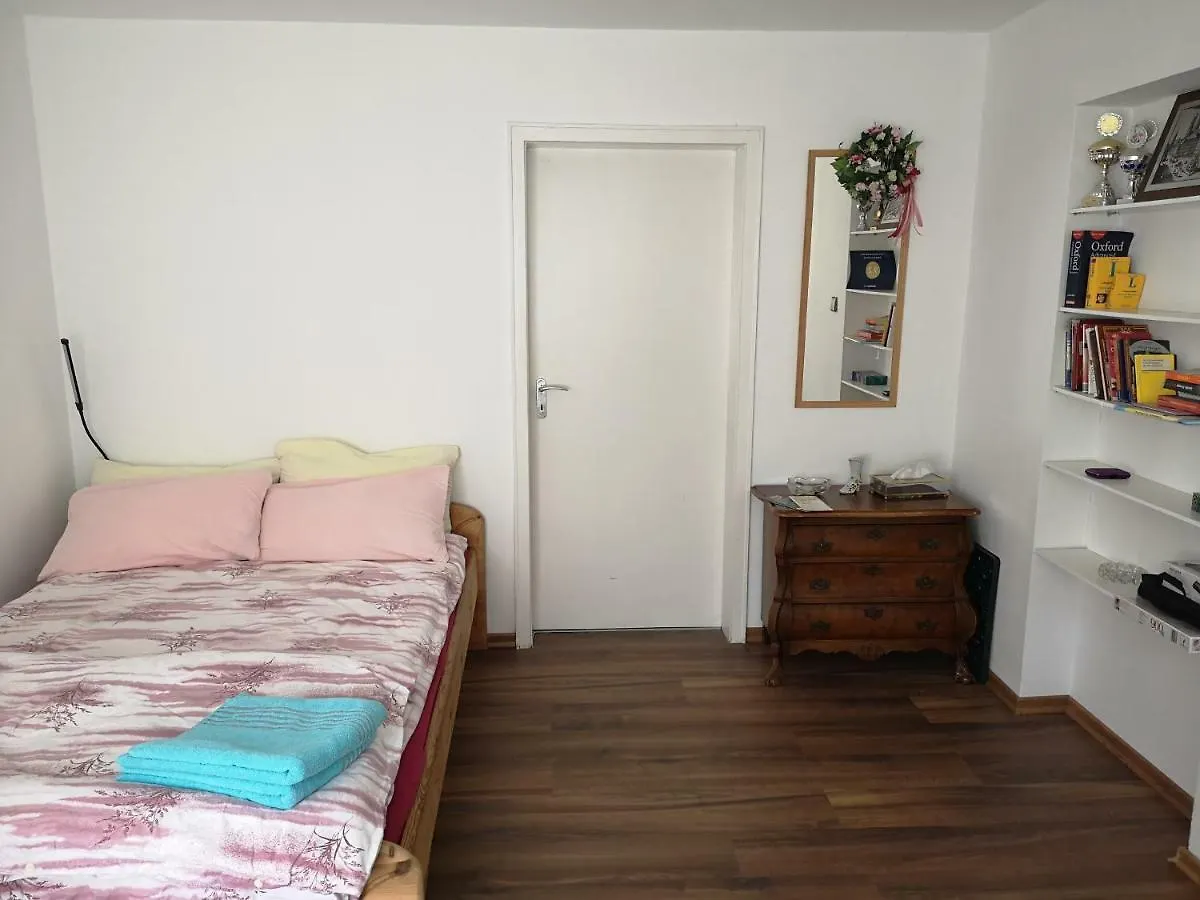 Privat bolig Private Room Zelinskij München